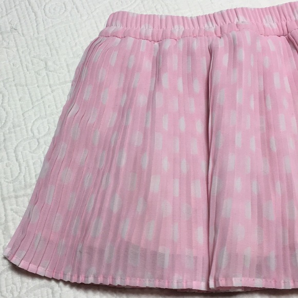 2T (4/$20) Pleated Skort by Joe Fresh - Picture 3 of 16